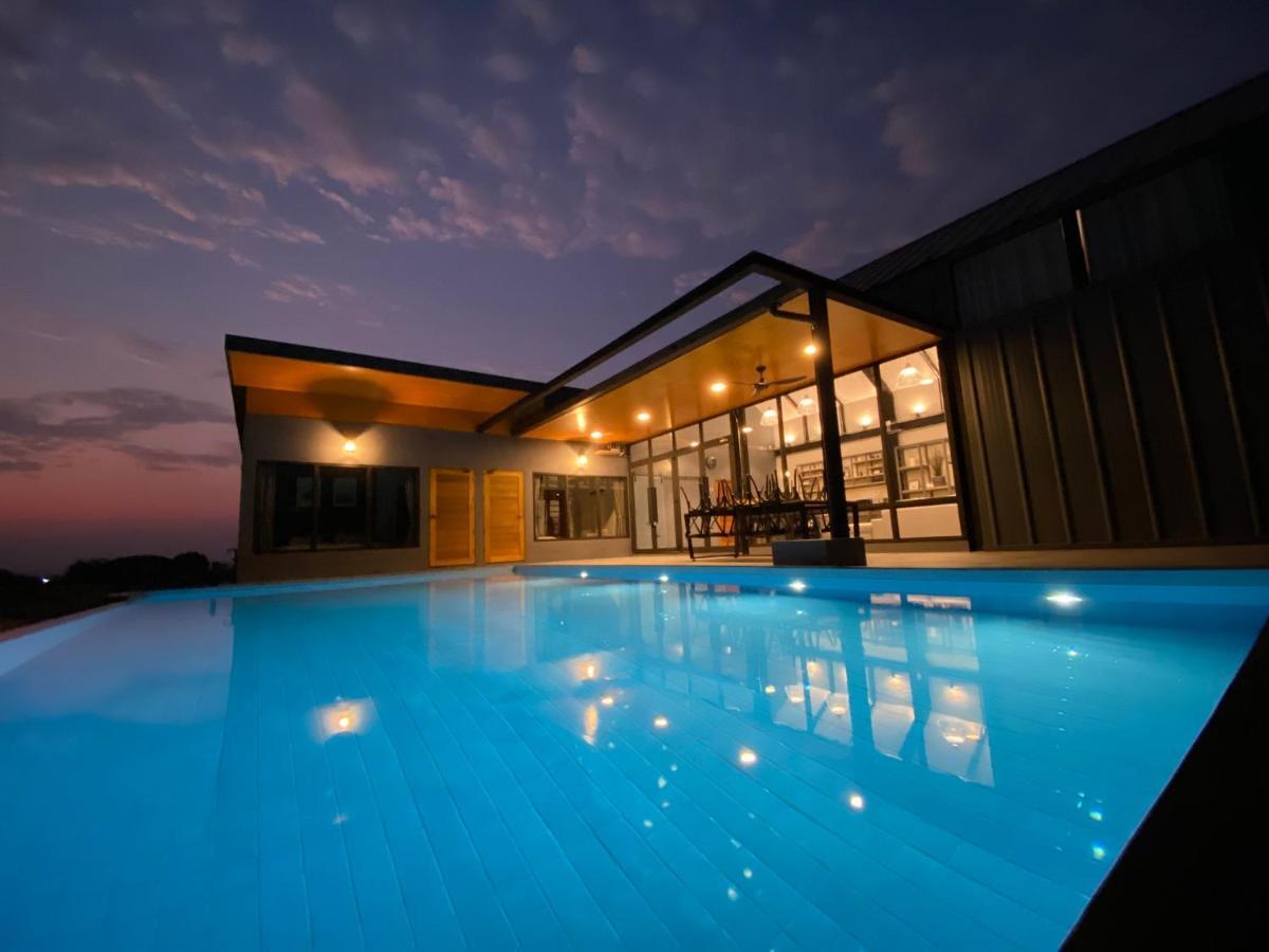 Nordic Cabin And The Pool Villa Ban Sap Noi Exterior photo